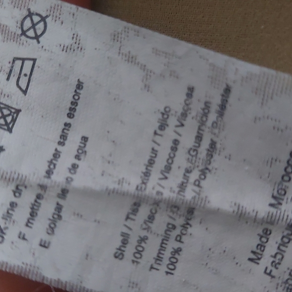 Halston tank top - Picture 4 of 4